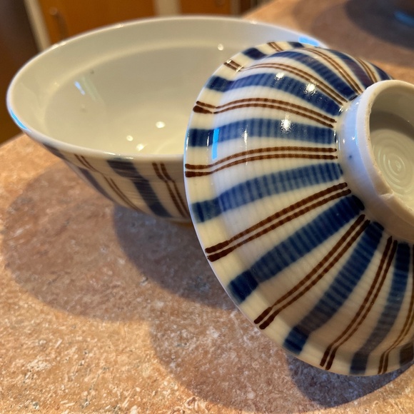 Japanese lidded Rice / Soup Bowl Set Striped Blue Brown - Picture 7 of 11